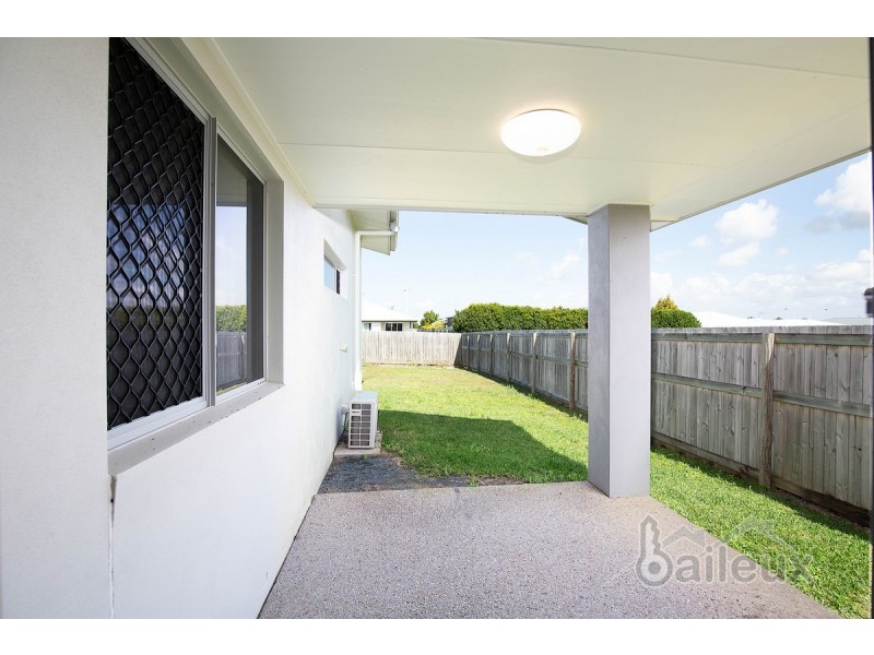 18 Majesty Street, Rural View QLD 4740