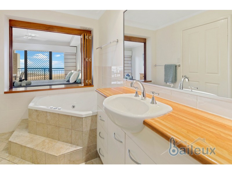 11/38 Beach Road, Dolphin Heads QLD 4740