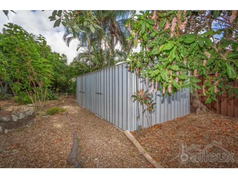 26 McIntyre Street, East Mackay QLD 4740