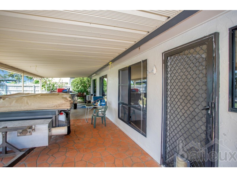 8 Gabrielle Street, Hay Point QLD 4740