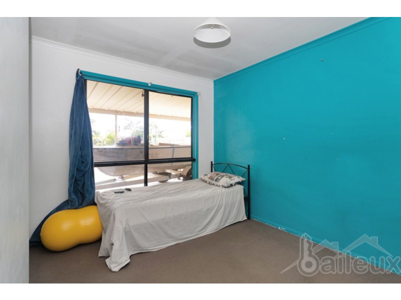 8 Gabrielle Street, Hay Point QLD 4740