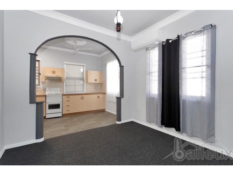 21 Mackenzie Street, West Mackay QLD 4740