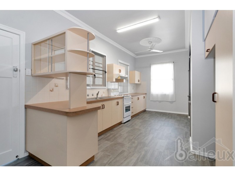 21 Mackenzie Street, West Mackay QLD 4740