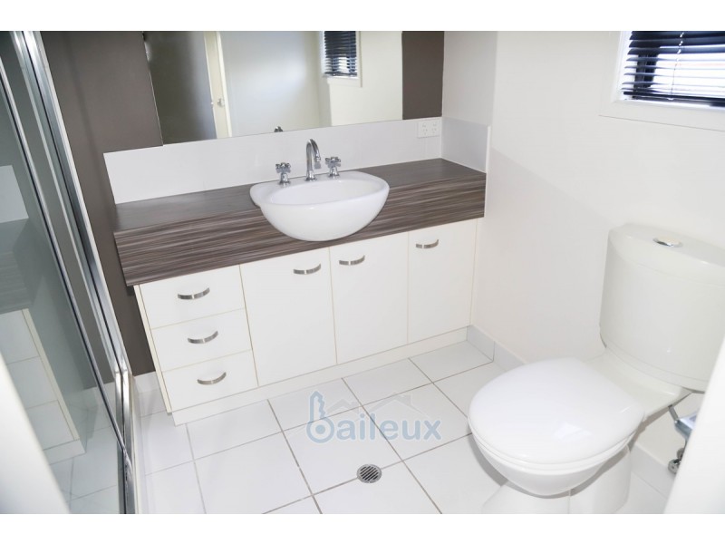 2/36 Hucker Street, Mackay QLD 4740