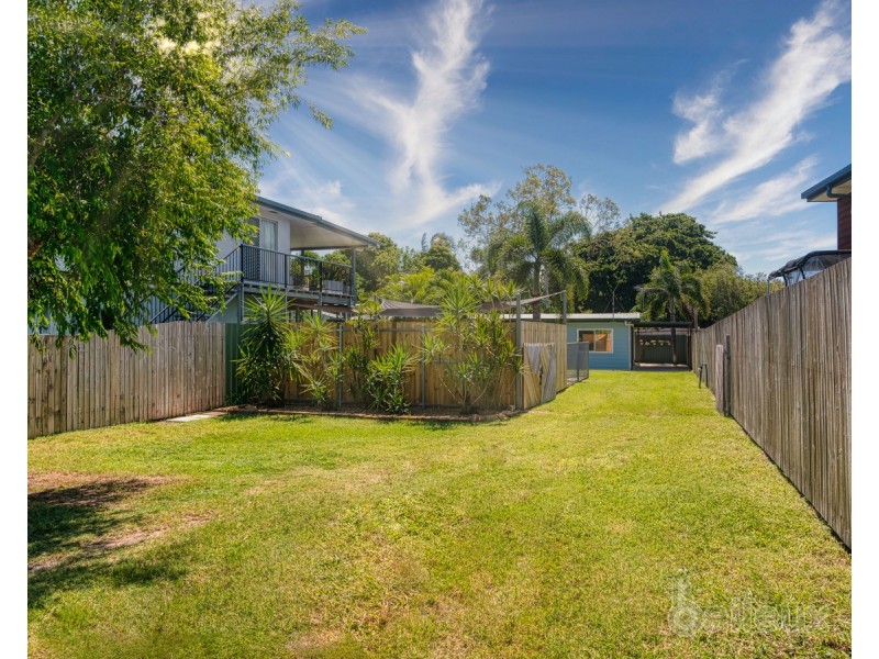 66 Shoal Point Road, Bucasia QLD 4750