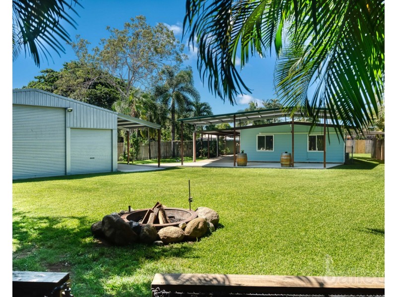 66 Shoal Point Road, Bucasia QLD 4750