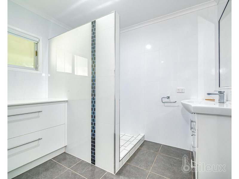 66 Shoal Point Road, Bucasia QLD 4750