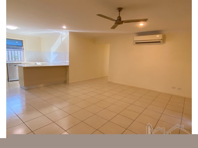 64 Newport Parade, Blacks Beach QLD 4740