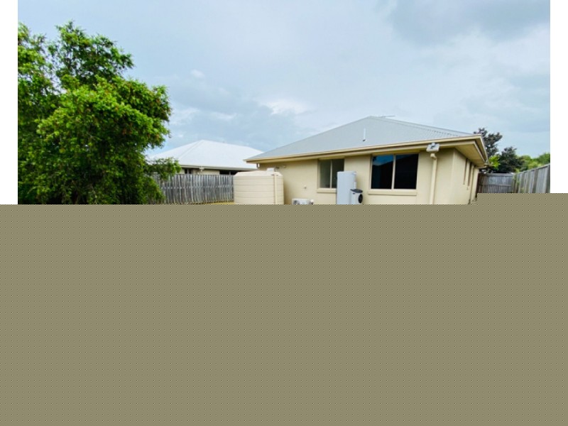 64 Newport Parade, Blacks Beach QLD 4740
