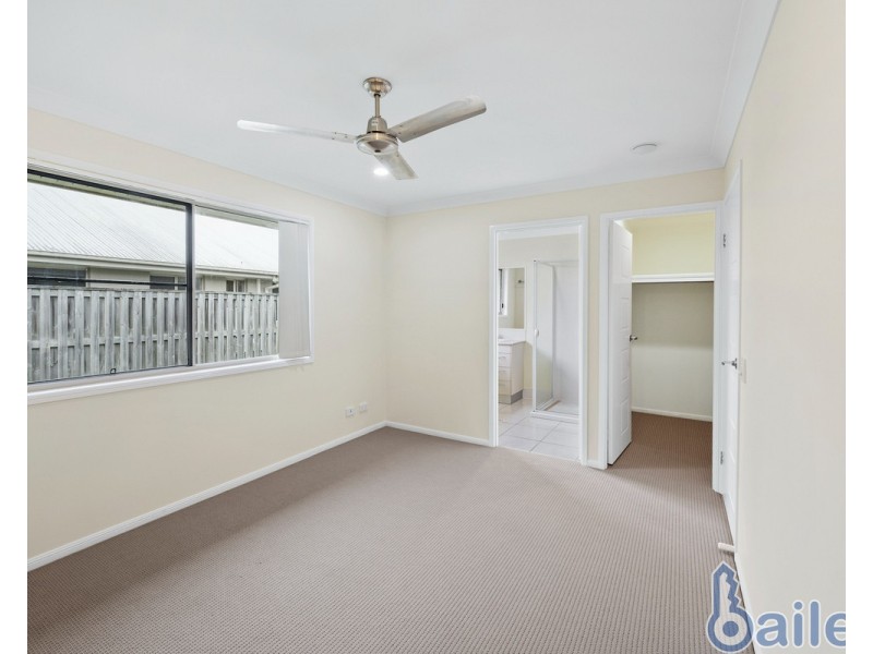 64 Newport Parade, Blacks Beach QLD 4740