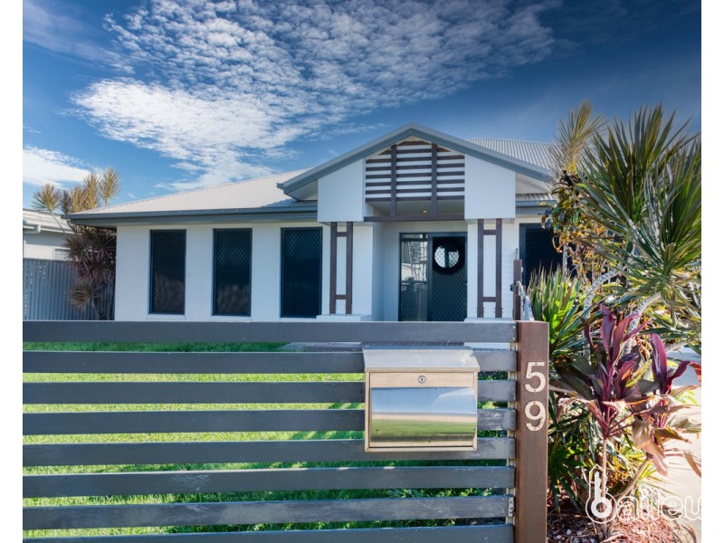 59 Beach Road, Dolphin Heads QLD 4740