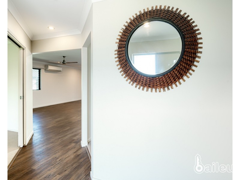 59 Beach Road, Dolphin Heads QLD 4740