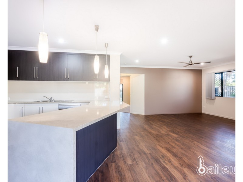 59 Beach Road, Dolphin Heads QLD 4740