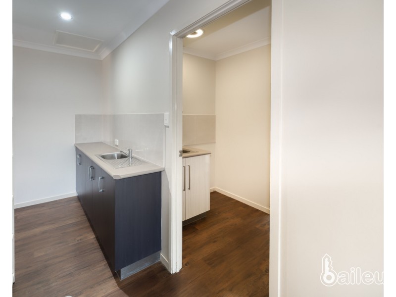 59 Beach Road, Dolphin Heads QLD 4740