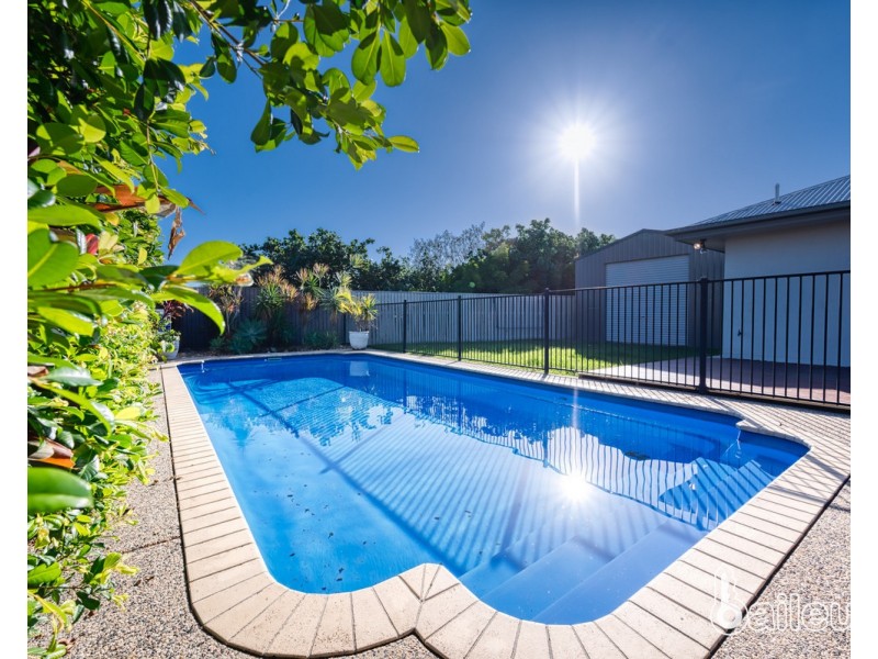 59 Beach Road, Dolphin Heads QLD 4740