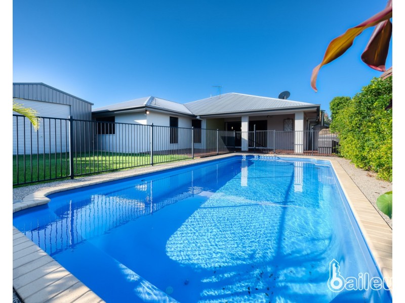 59 Beach Road, Dolphin Heads QLD 4740