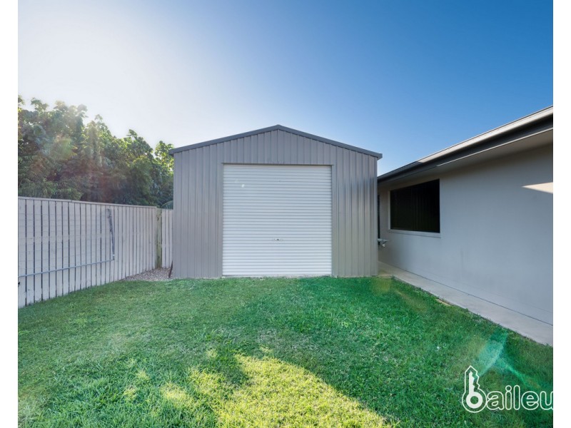 59 Beach Road, Dolphin Heads QLD 4740