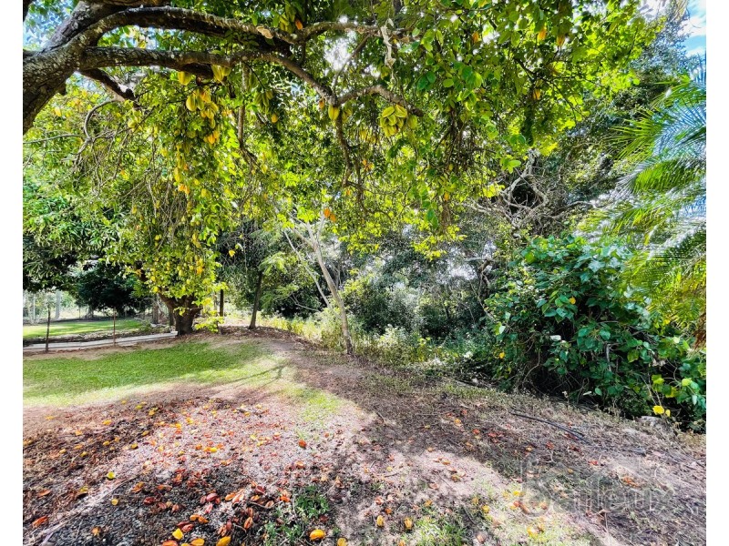 617 Munbura Road, Munbura QLD 4740