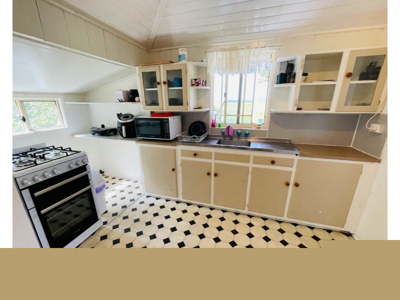 617 Munbura Road, Munbura QLD 4740