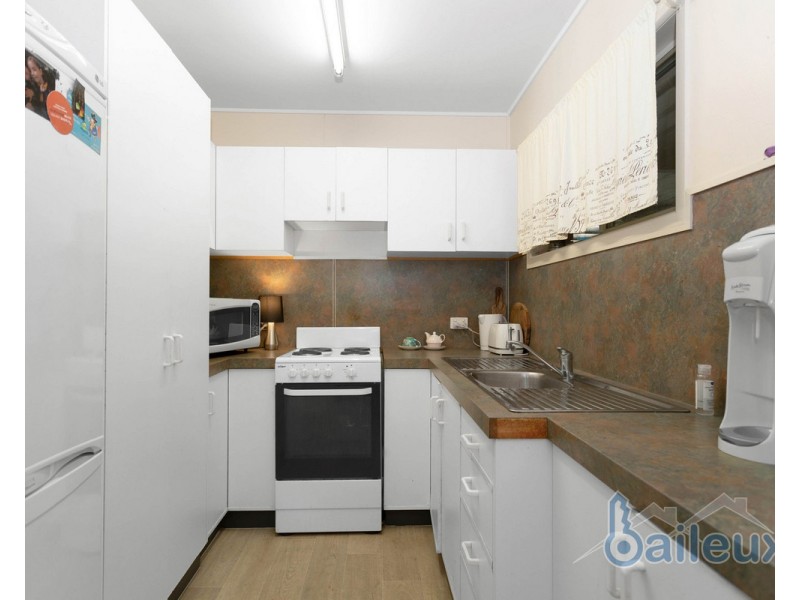 2/18 Meyer Street, Mount Pleasant QLD 4740