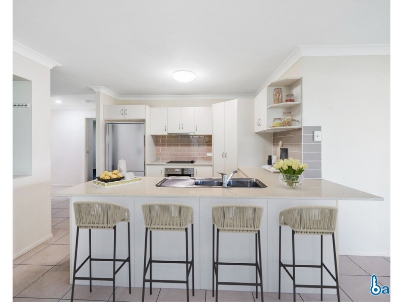 50 Whitehaven Drive, Blacks Beach QLD 4740