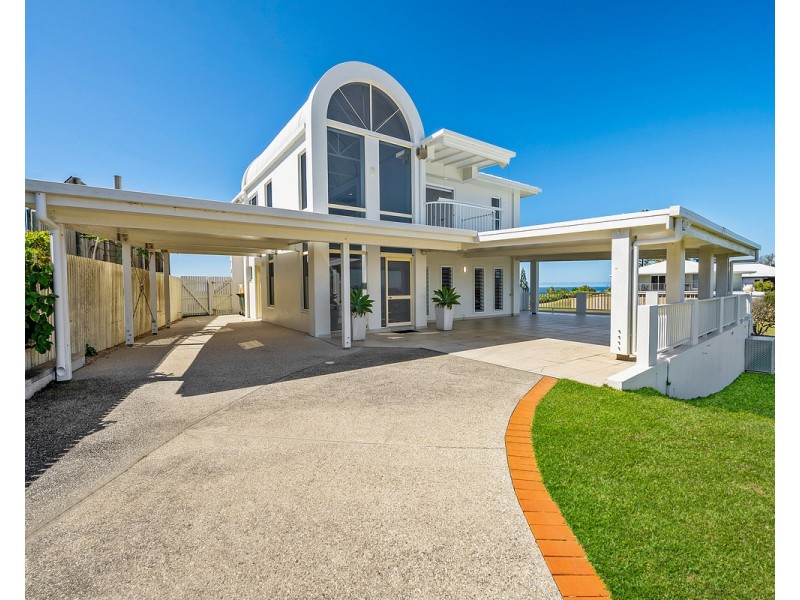 14 Albatross Street, Slade Point QLD 4740