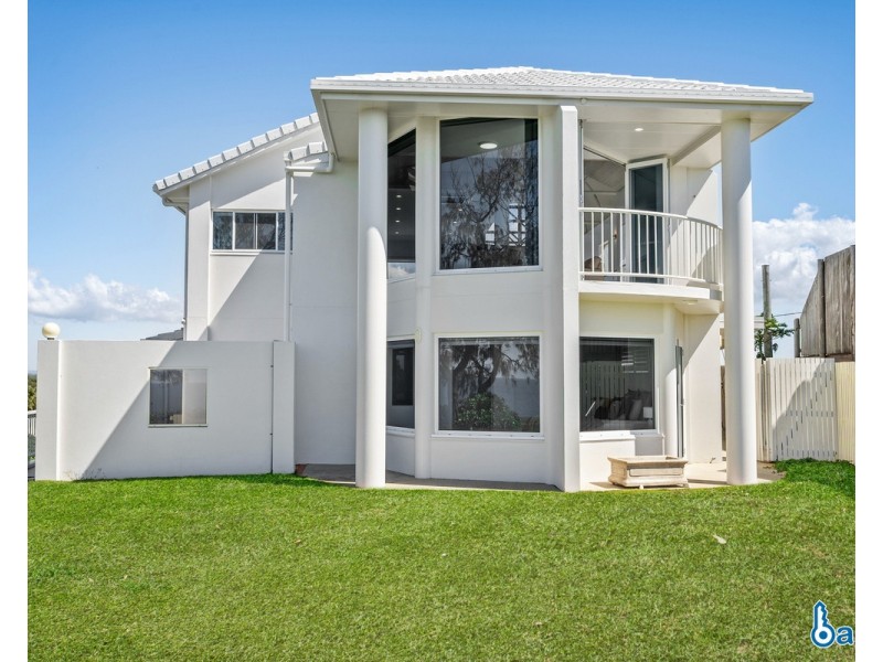 14 Albatross Street, Slade Point QLD 4740