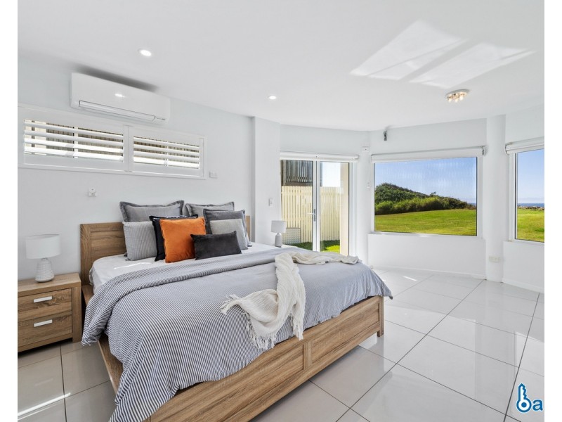 14 Albatross Street, Slade Point QLD 4740