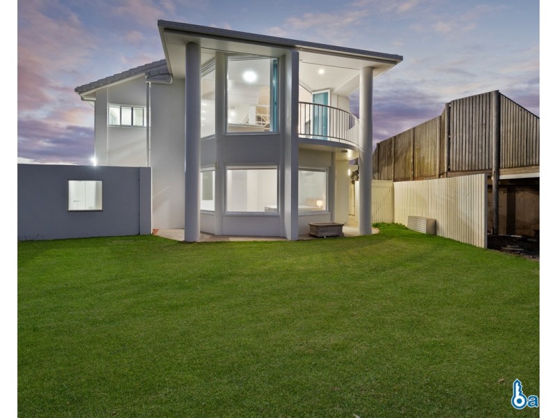 14 Albatross Street, Slade Point QLD 4740