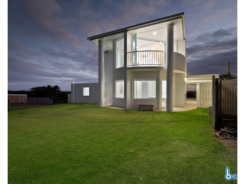 14 Albatross Street, Slade Point QLD 4740