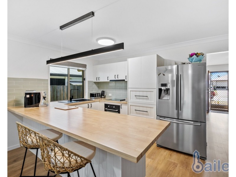 75 Whitehaven Drive, Blacks Beach QLD 4740