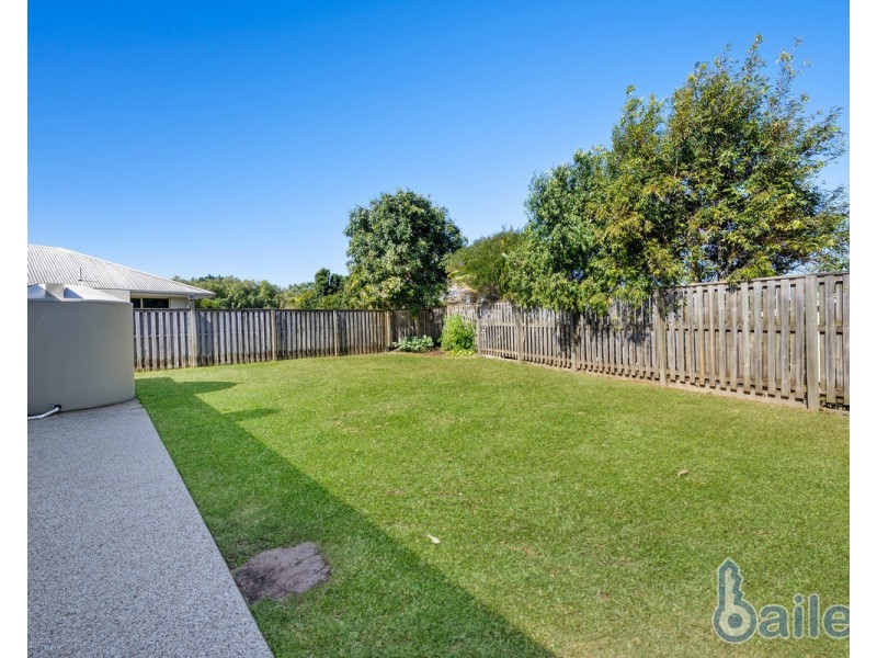 75 Whitehaven Drive, Blacks Beach QLD 4740