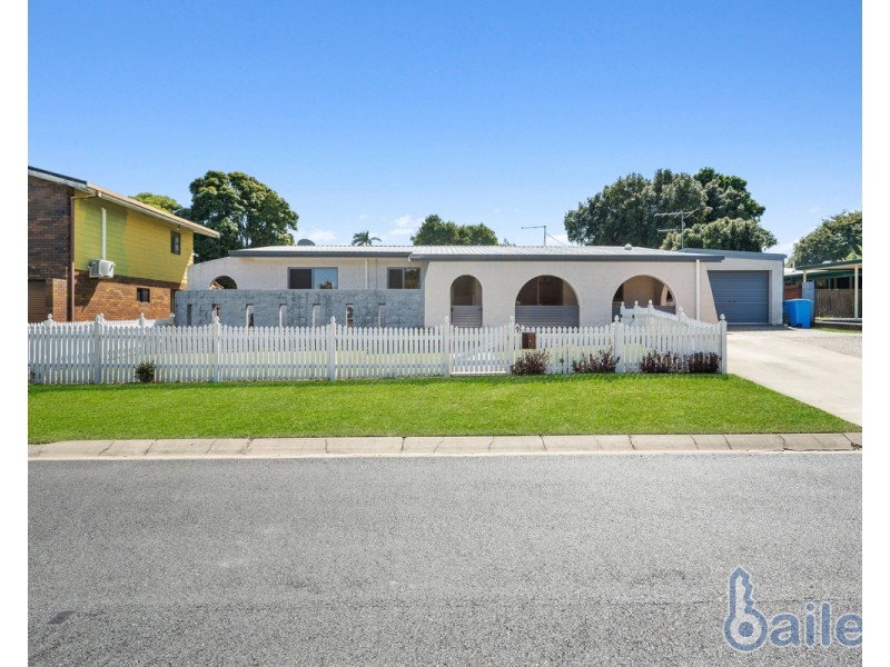 1 Hydranger Court, Beaconsfield QLD 4740