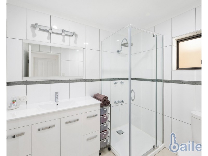 1 Hydranger Court, Beaconsfield QLD 4740