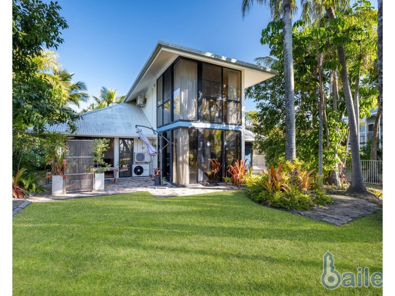 16/2 Beach Road, Dolphin Heads QLD 4740