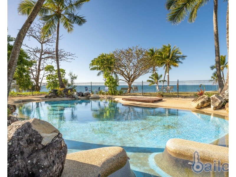 16/2 Beach Road, Dolphin Heads QLD 4740