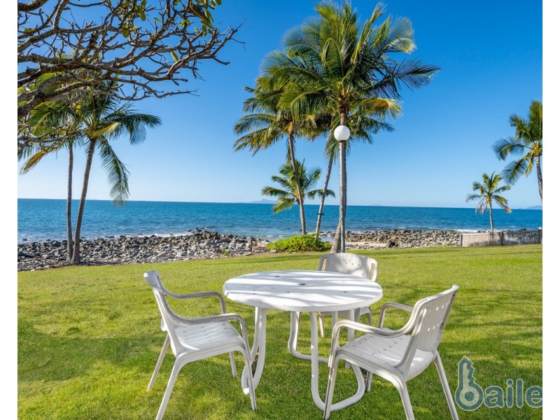 16/2 Beach Road, Dolphin Heads QLD 4740