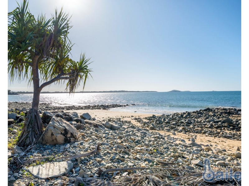 16/2 Beach Road, Dolphin Heads QLD 4740