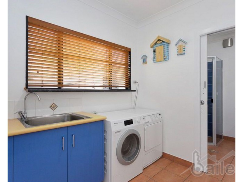 11 Coral Drive, Blacks Beach QLD 4740