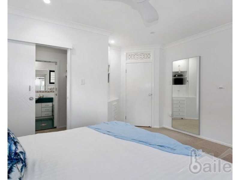 11 Coral Drive, Blacks Beach QLD 4740