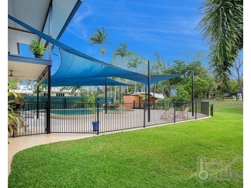 11 Coral Drive, Blacks Beach QLD 4740