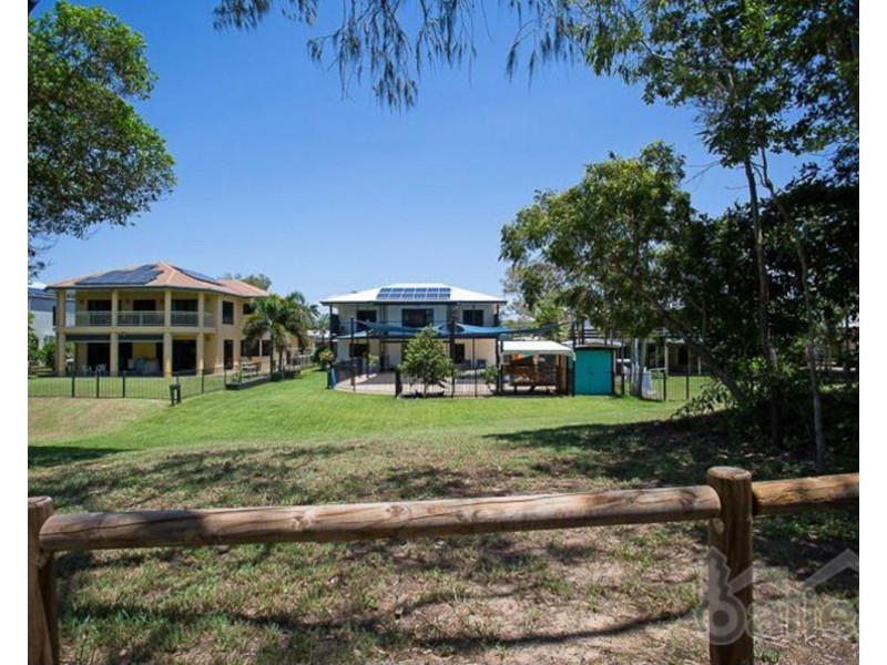 11 Coral Drive, Blacks Beach QLD 4740