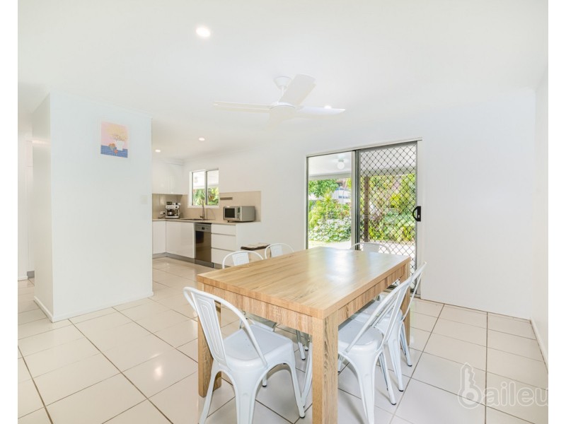 49 Blacks Beach Road, Blacks Beach QLD 4740