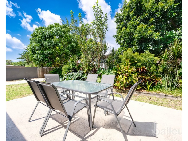 49 Blacks Beach Road, Blacks Beach QLD 4740