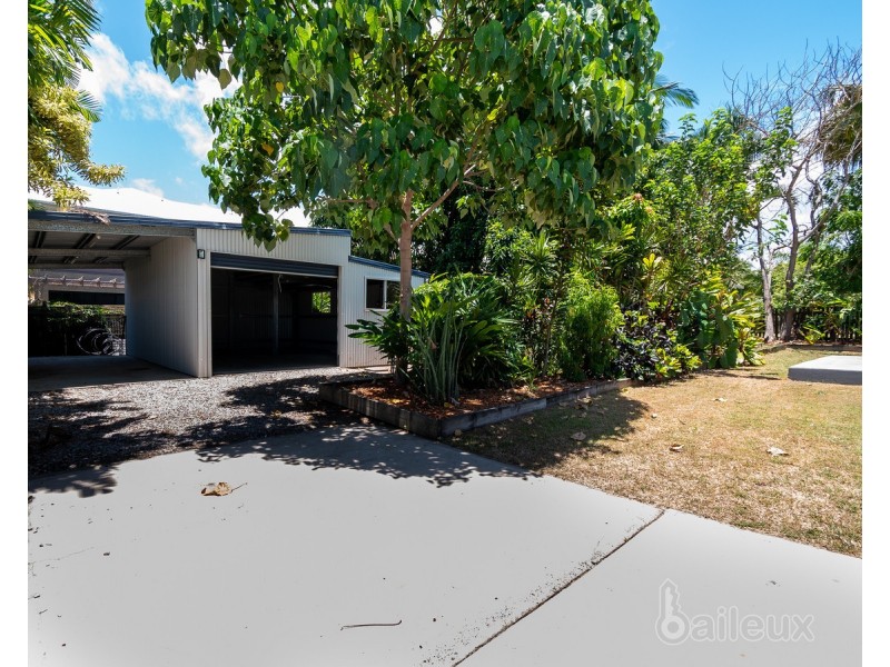 49 Blacks Beach Road, Blacks Beach QLD 4740