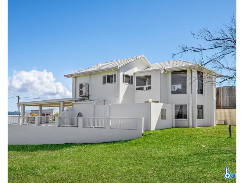 14 Albatross Street, Slade Point QLD 4740