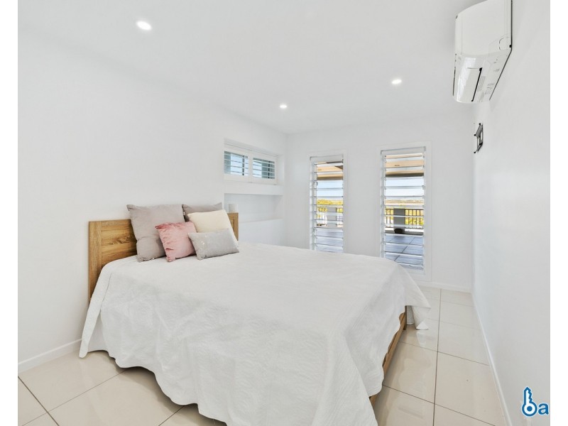 14 Albatross Street, Slade Point QLD 4740