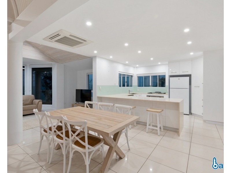 14 Albatross Street, Slade Point QLD 4740