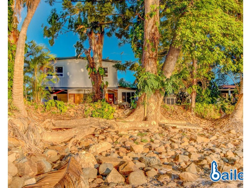 2 Sunset Boulevard, Eimeo QLD 4740