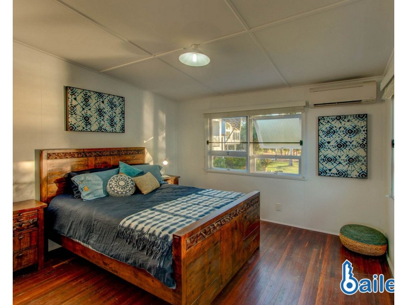 2 Sunset Boulevard, Eimeo QLD 4740
